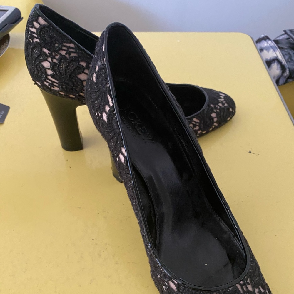 Black lace j crew lace pumps 7 m